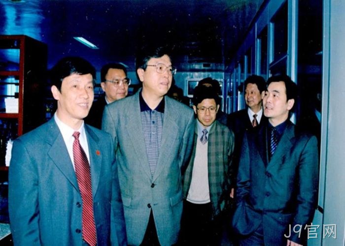 张德江委员长视察J9官网