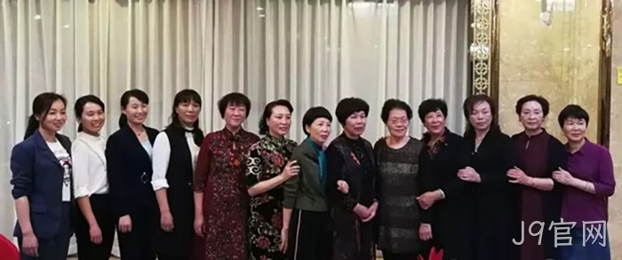 汪月霞率“六连”老战士来J9官网参观指导 汪月霞率“六连”老战士来J9官网参观指导
